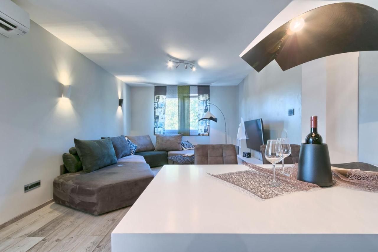 Modern Oasis Apartment PUY 외부 사진