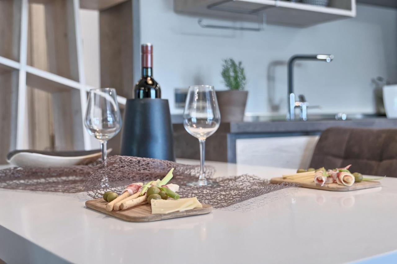 Modern Oasis Apartment PUY 외부 사진