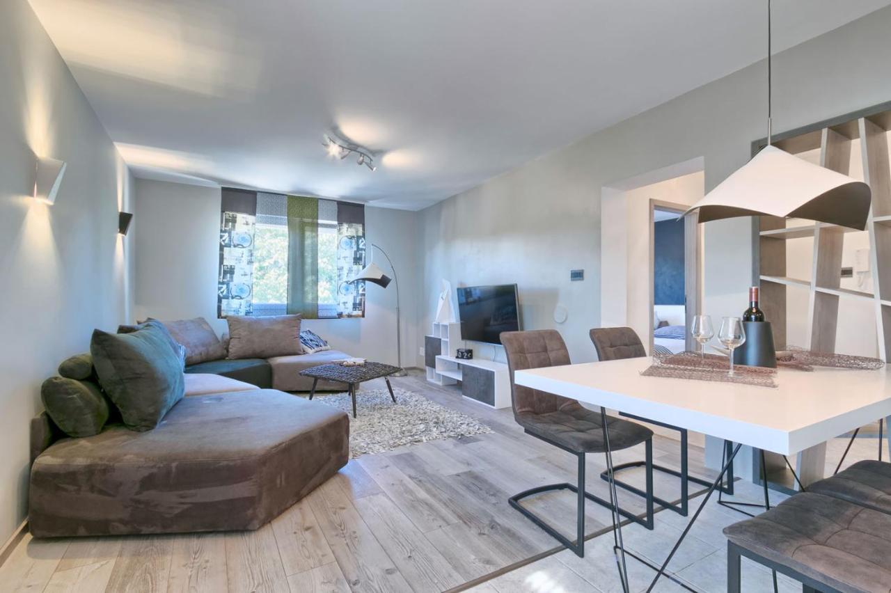Modern Oasis Apartment PUY 외부 사진