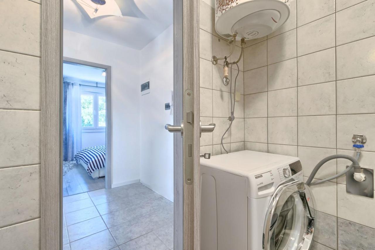 Modern Oasis Apartment PUY 외부 사진