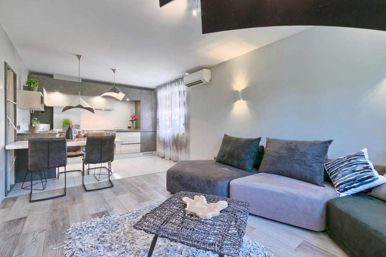 Modern Oasis Apartment PUY 외부 사진